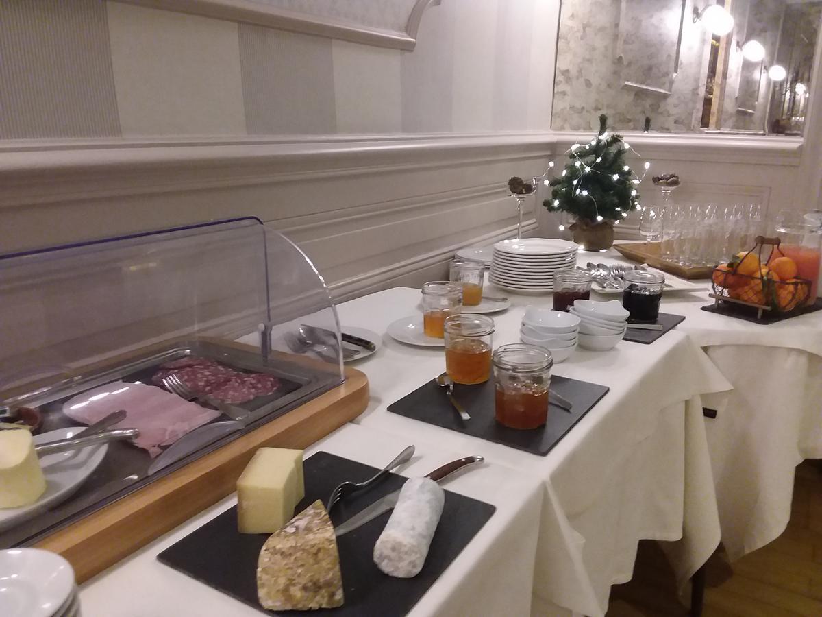 Hostellerie D'Heloise Logis Cluny Kültér fotó